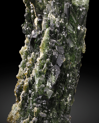 Diopside with Titanite. Front / Photo: Joaquim Calln