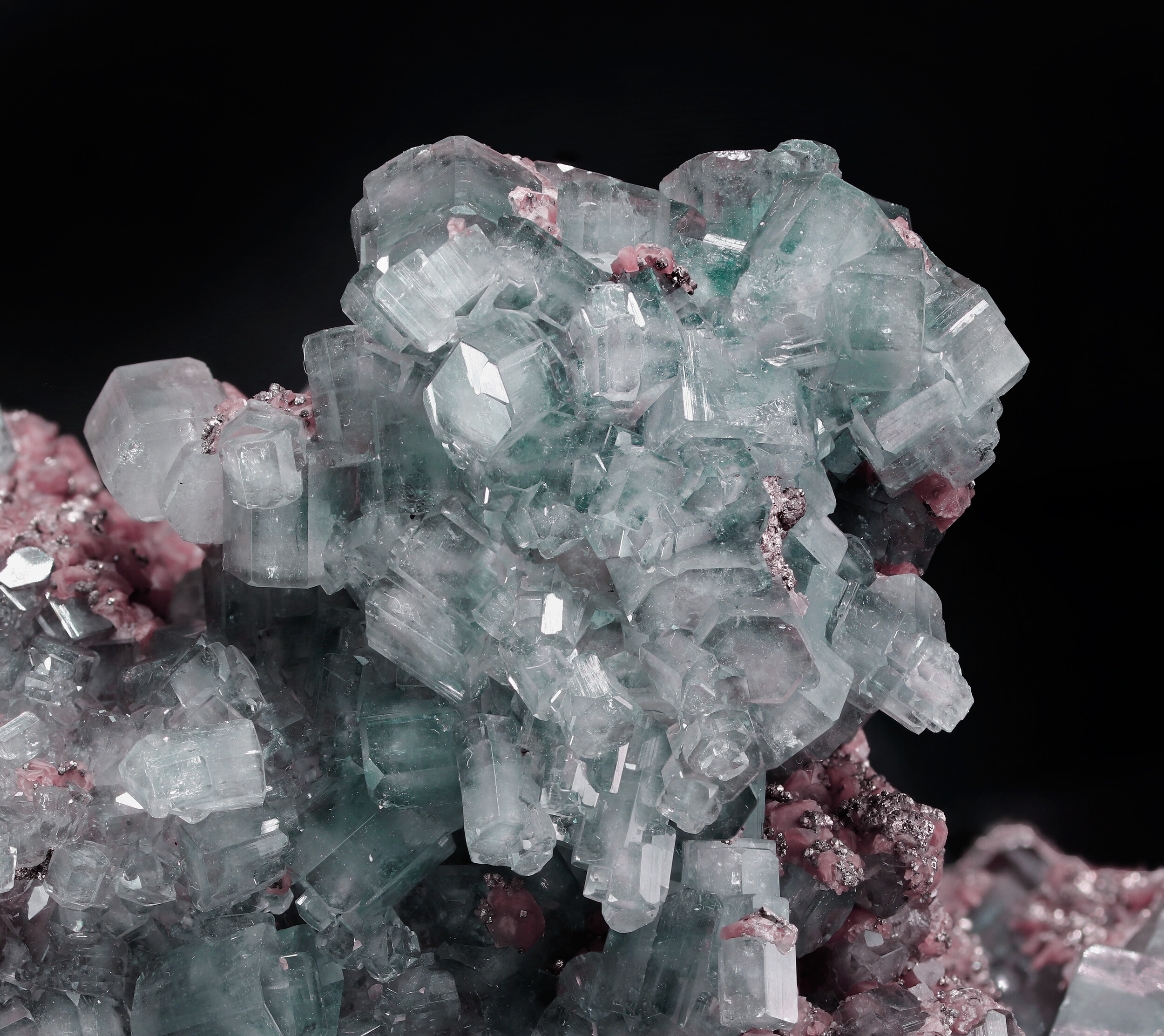 specimens/s_imagesCD2/Fluorapatite-WRA96CD2_0777_d.jpg