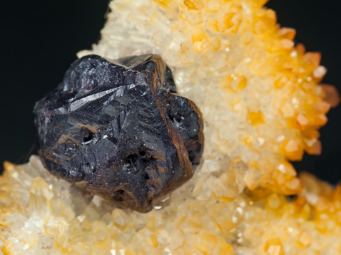 Cinnabar with Quartz. 